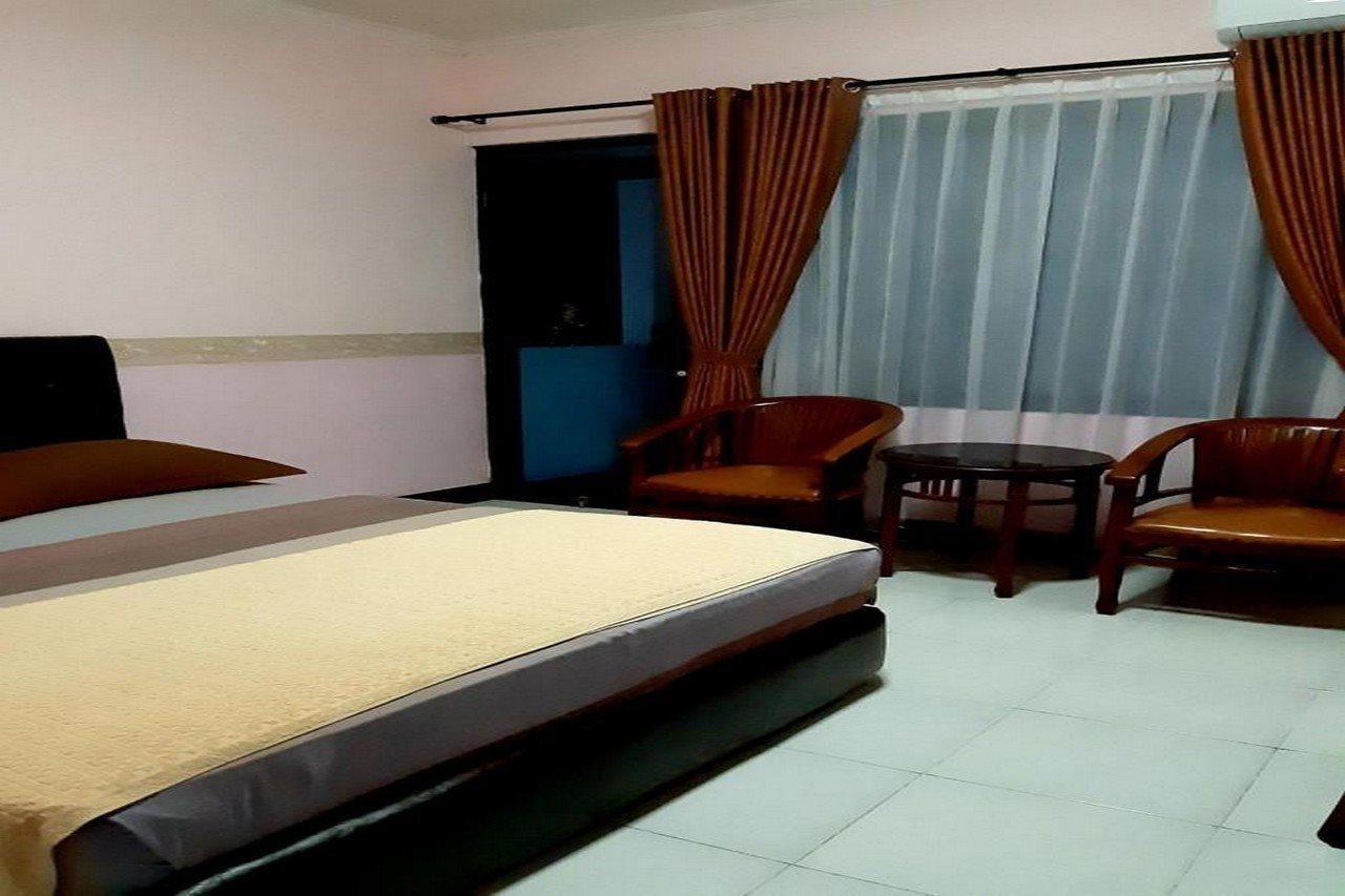 Oyo Life 90091 Wisma Pakuan Syariah Bogor Buitenkant foto